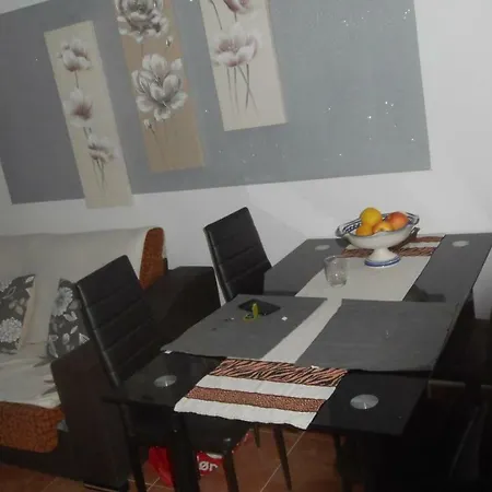 Duplex Calas Blancas Feriehus *